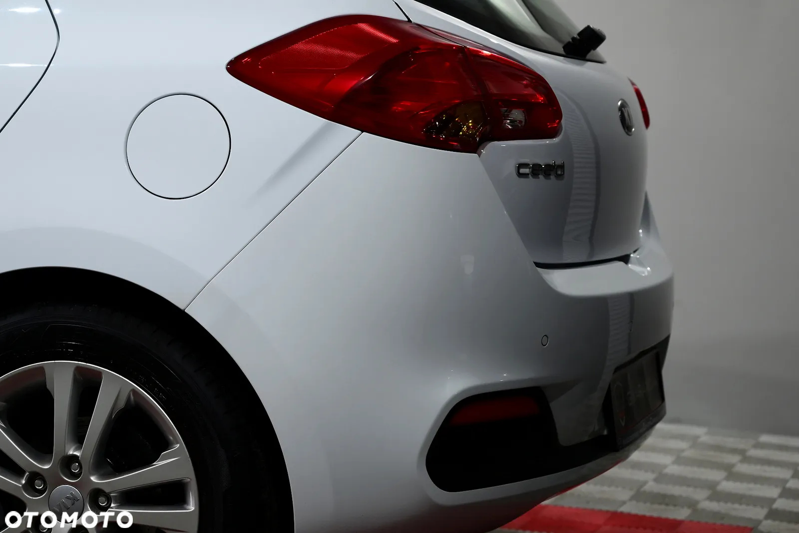 Kia Ceed - 35