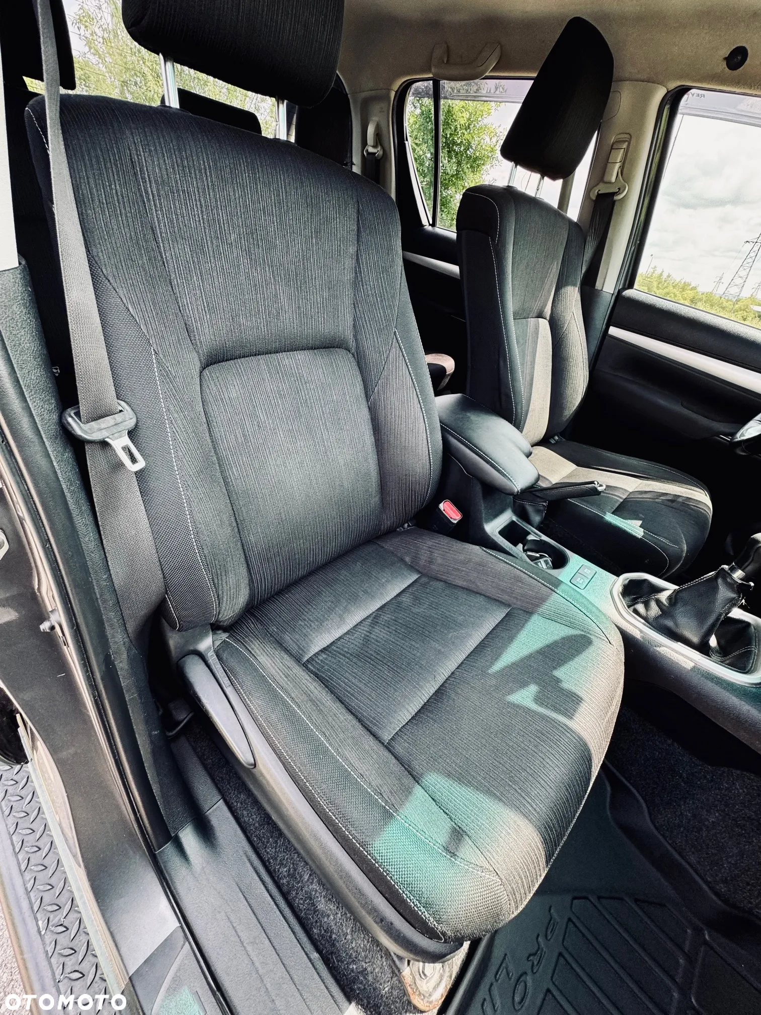 Toyota Hilux 2.4 D-4D Double Cab SR5 4x4 - 29
