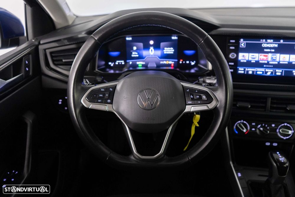 VW Polo 1.0 TSI Urban DSG - 26