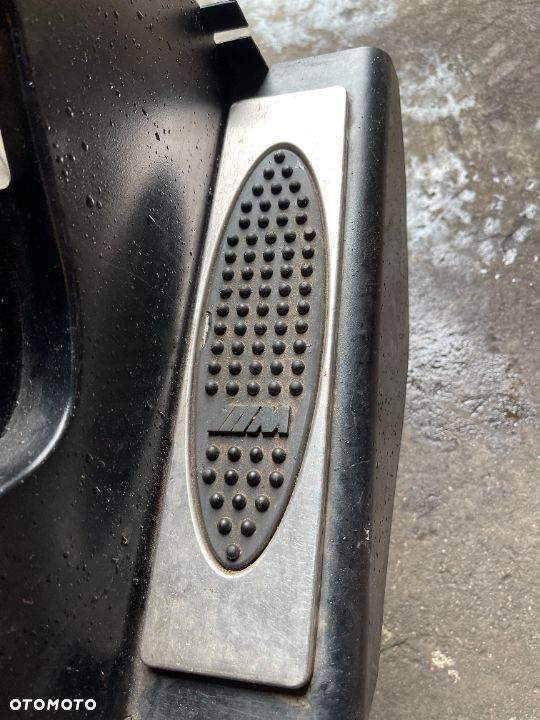Podnóżek stopnica m pakiet Bmw e39 - 4