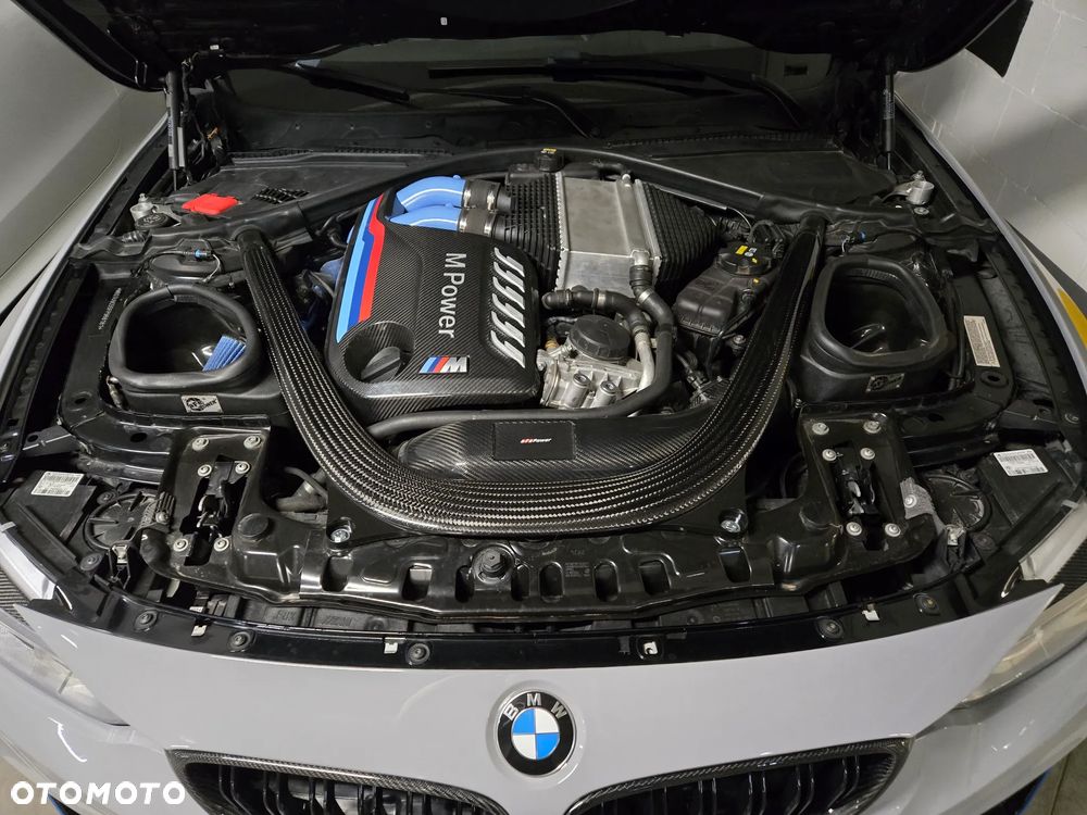 BMW M4 - 10