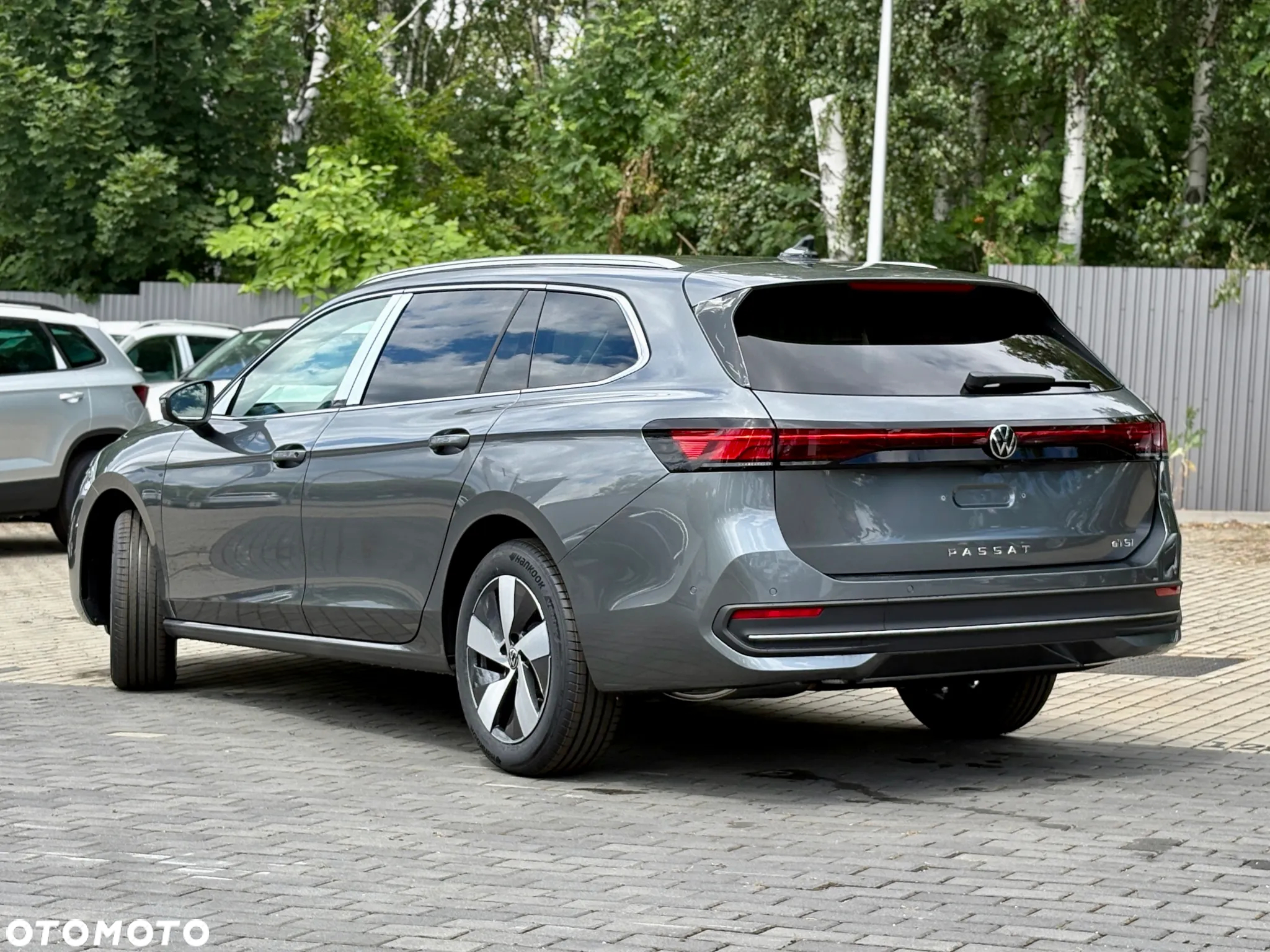 Volkswagen Passat 1.5 TSI ACT mHEV Business Plus DSG - 4