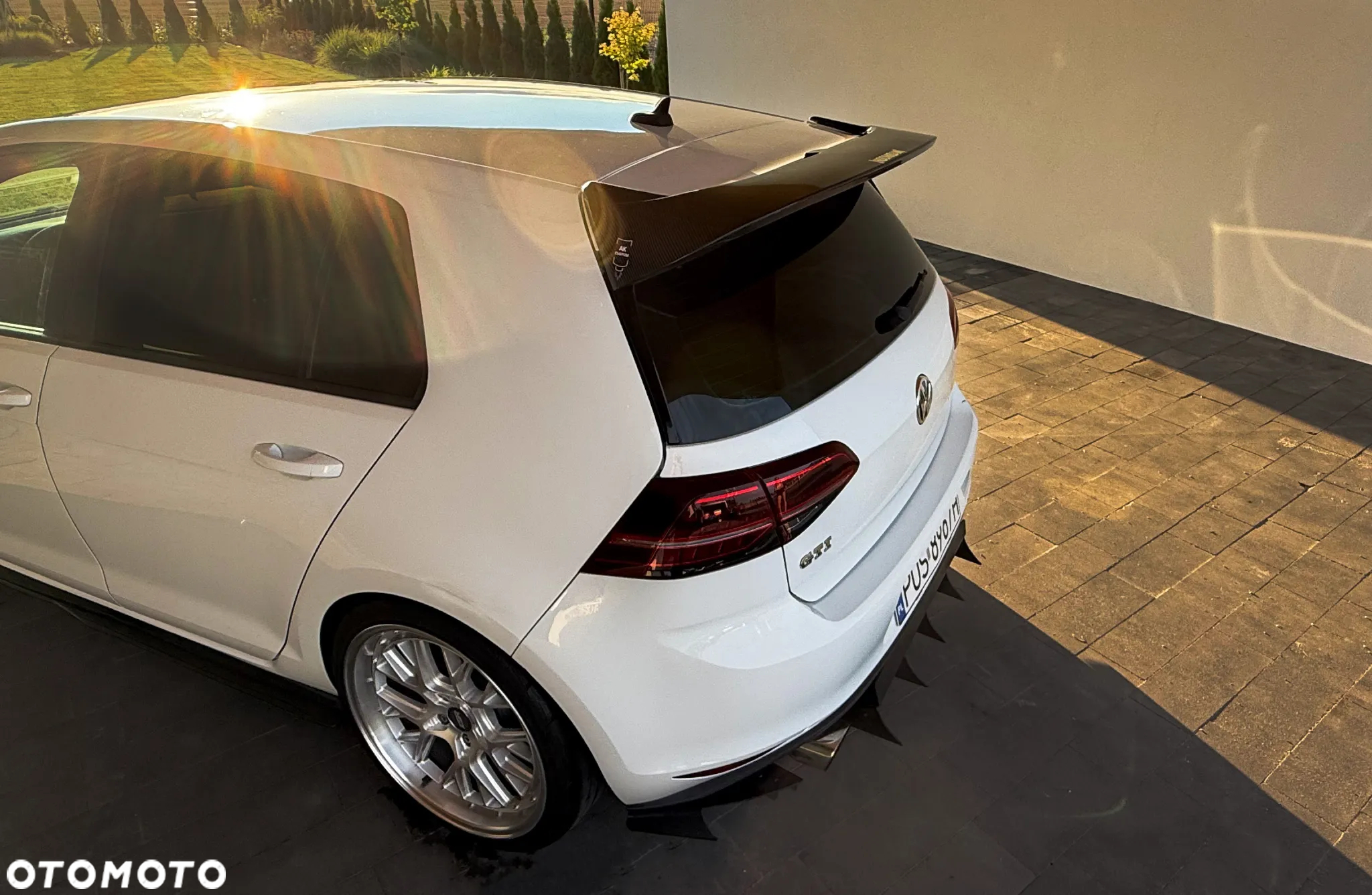 Volkswagen Golf - 21