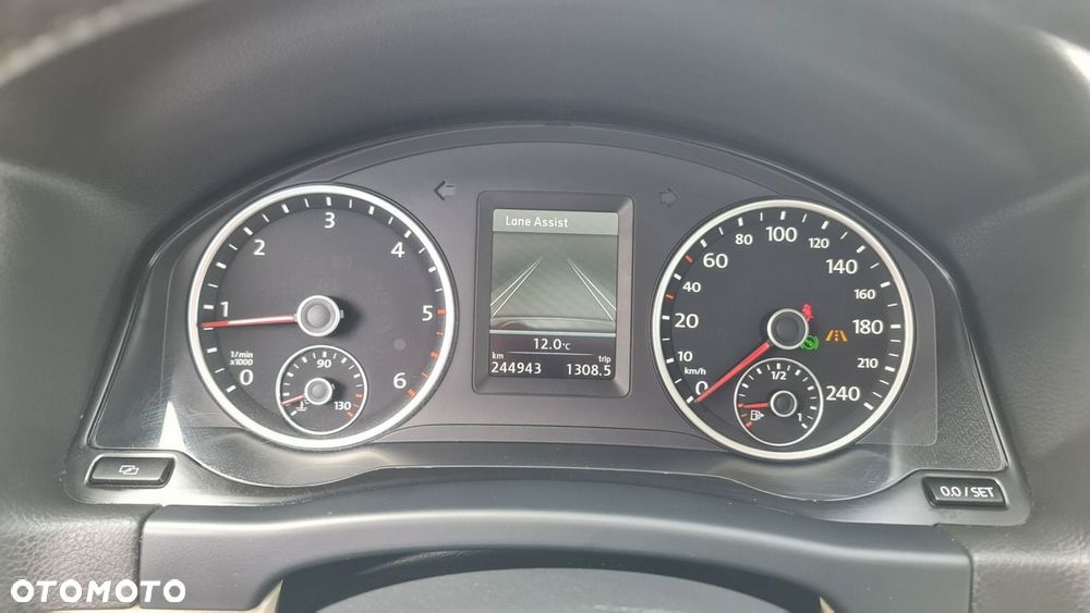 Volkswagen Tiguan 2.0 TDI DPF 4Motion BlueMotion Technology DSG Exclusive - 19