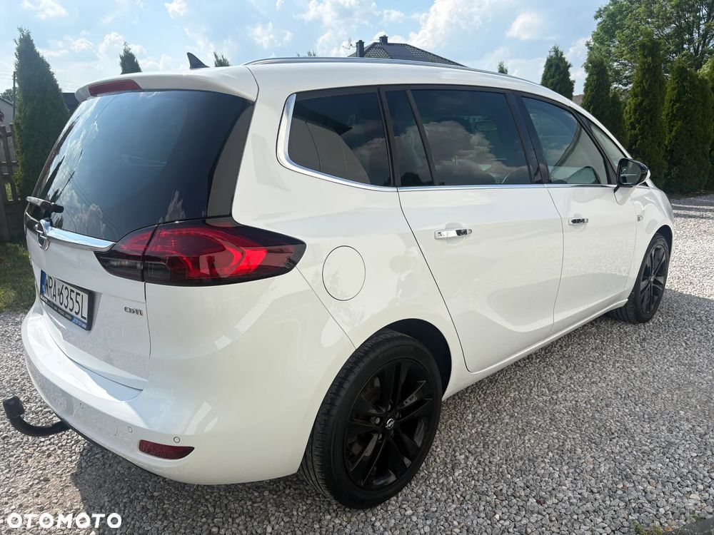Opel Zafira - 12