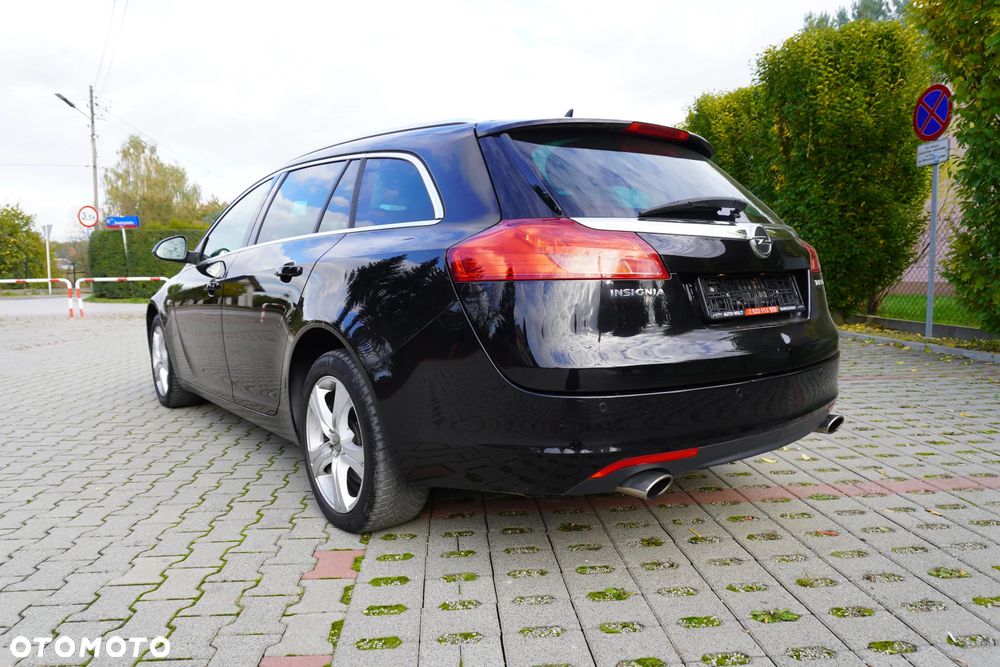 Opel Insignia 1.6 Turbo Sports Tourer Cosmo - 14