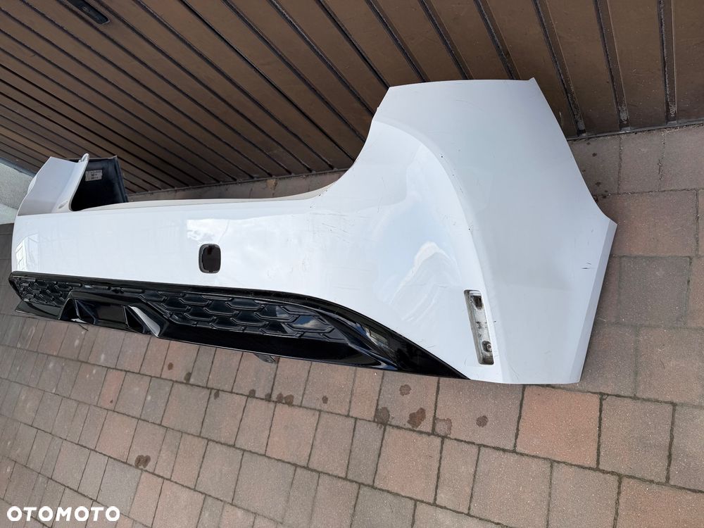 zderzak tylny TOYOTA COROLLA E21 GR KOMBI tył SPORT - 3