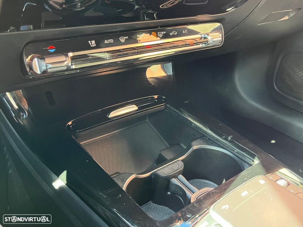 Mercedes-Benz CLA 180 - 23