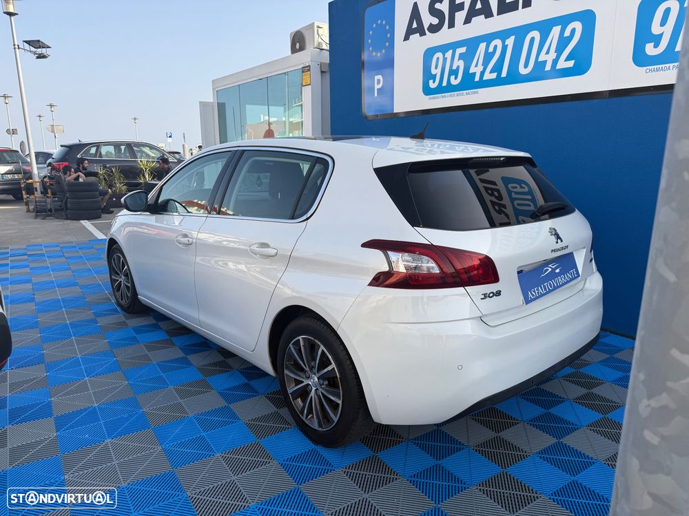 Peugeot 308 PureTech 110 Stop & Start Allure - 2