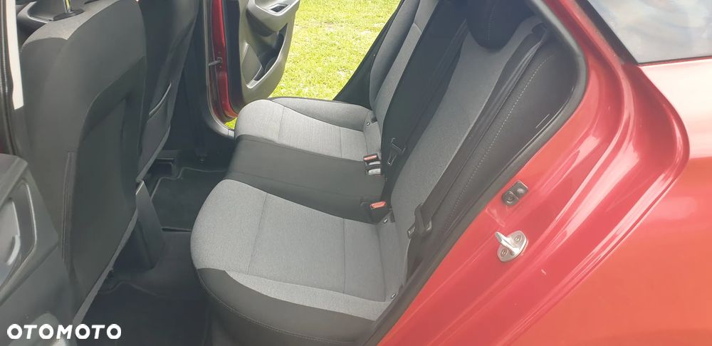 Hyundai i20 1.2 Intro Edition - 12