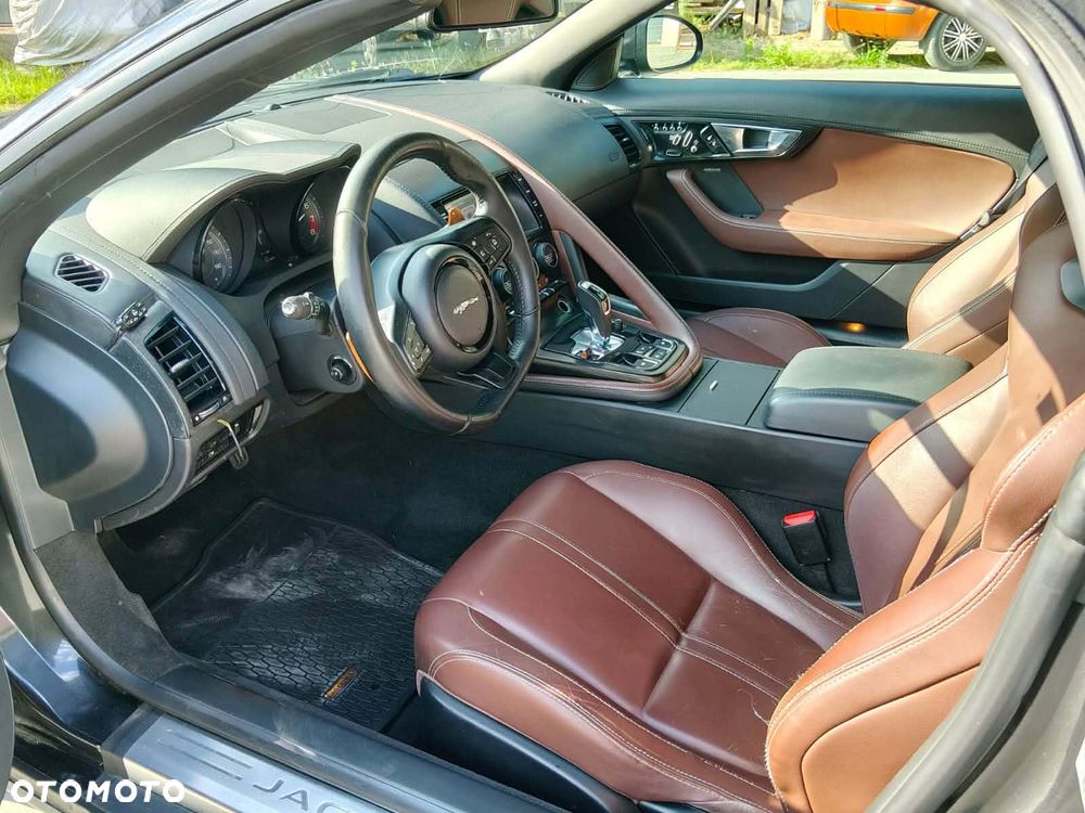 Jaguar F-Type S - 13