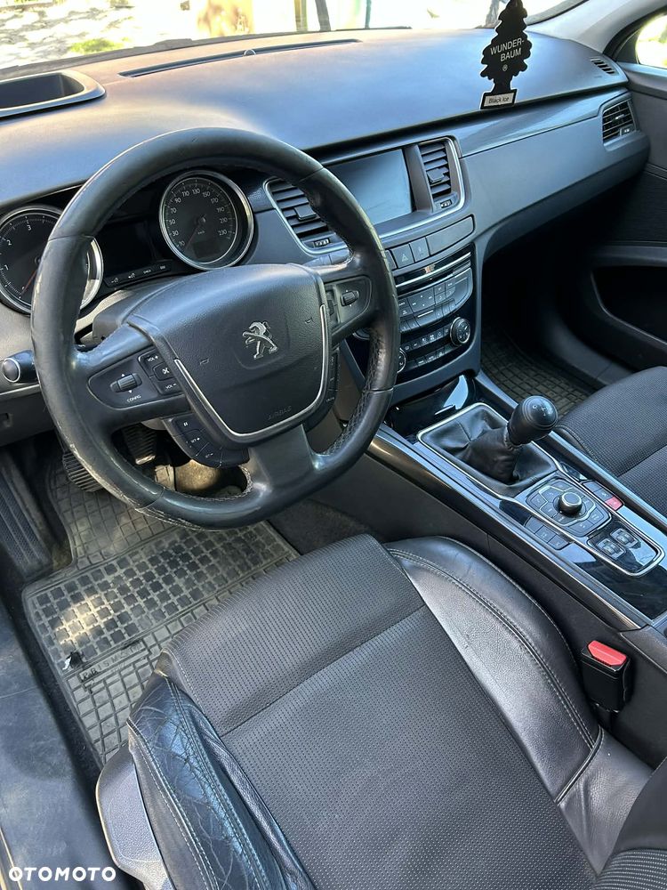 Peugeot 508 HDi FAP 140 Allure - 11