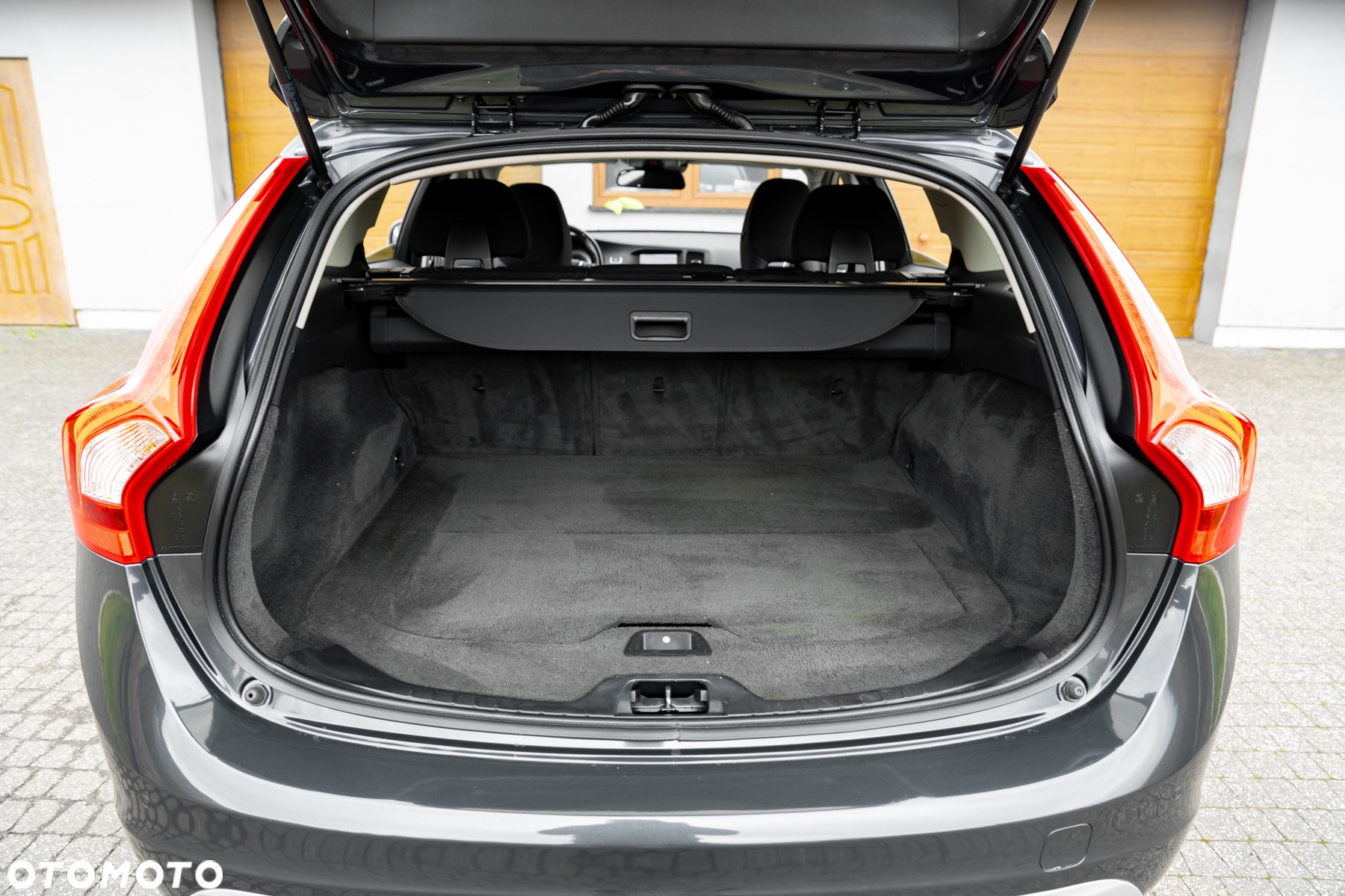 Volvo V60 D5 AWD - 23