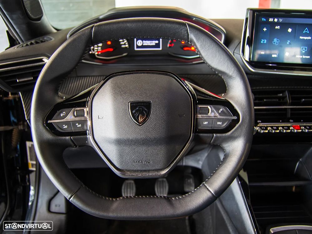 Peugeot 2008 1.2 PureTech Active Pack - 17