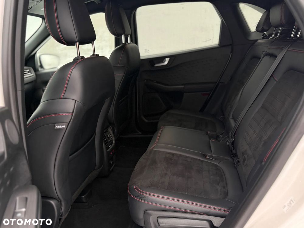 Ford Kuga 2.0 EcoBlue Hybrid ST-LINE - 16