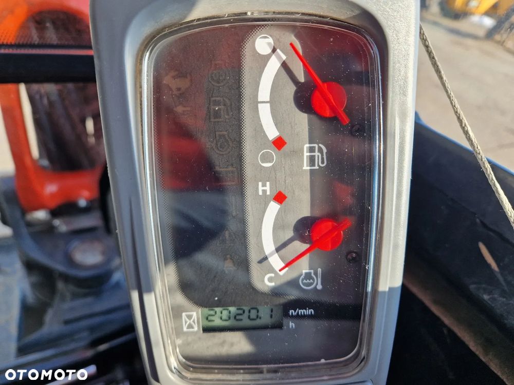 Kubota KX 027-4 jak JCB CAT WACKER R261 - 12