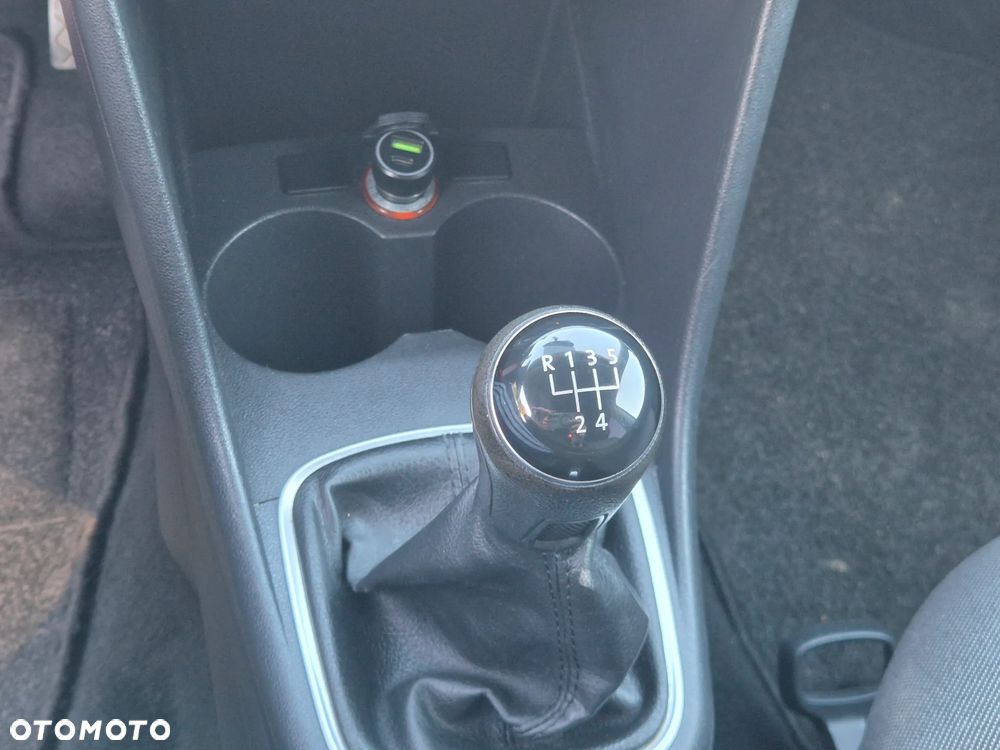 Volkswagen Polo - 16