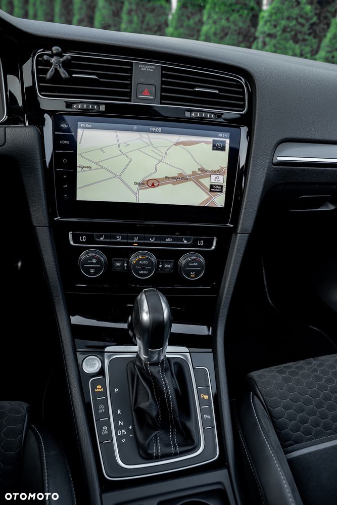 Volkswagen Golf 2.0 TDI BMT GTD DSG - 39