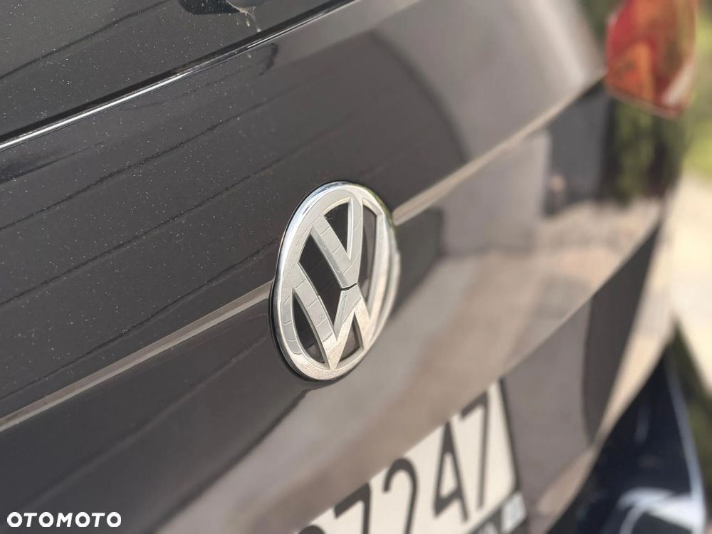 Volkswagen Touran 2.0 TDI BMT Highline - 9