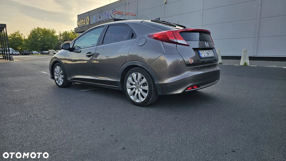 Honda Civic 1.6 i-DTEC Executive Navi - 5