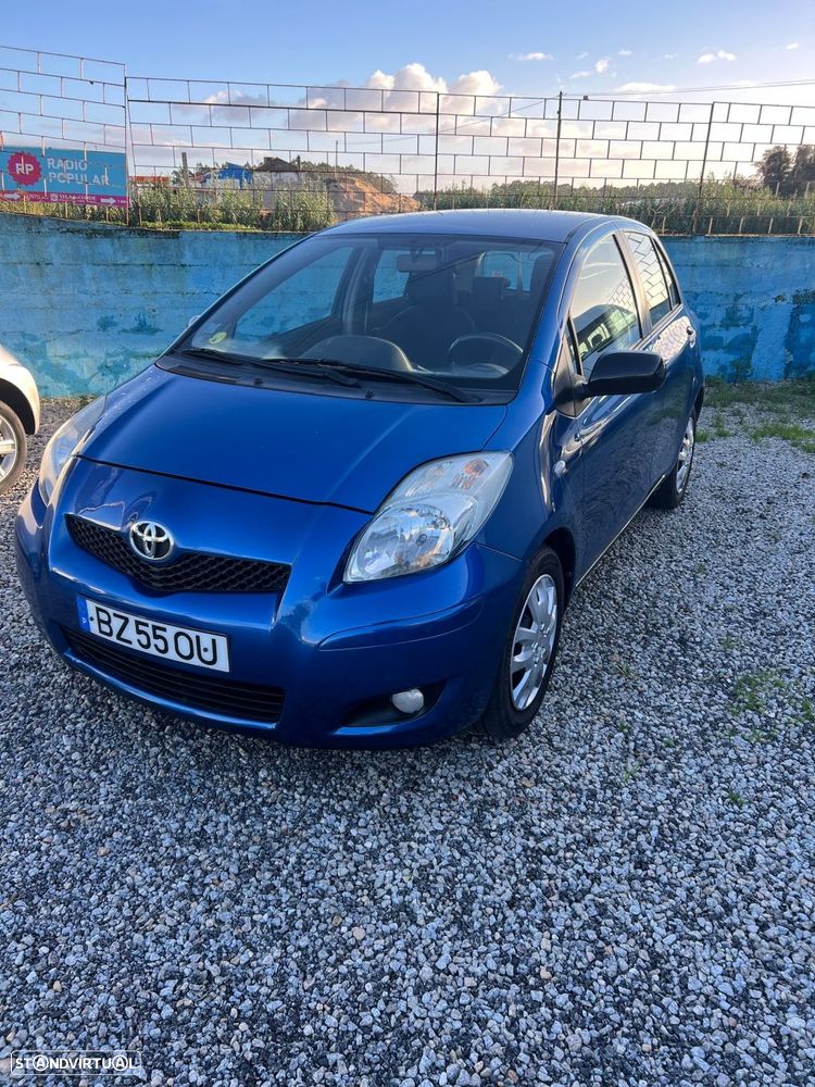 Toyota Yaris 1.4 D-4D AC Manual - 1