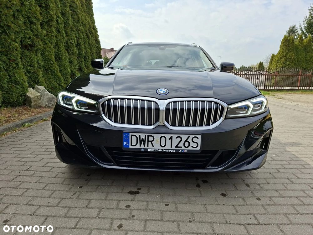 BMW Seria 3 320e PHEV xDrive - 3