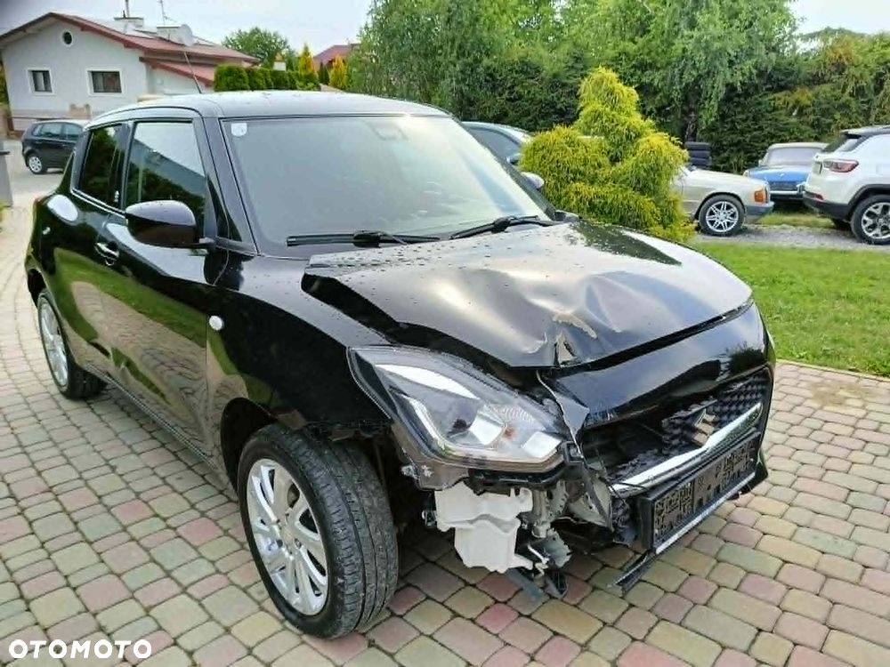 Suzuki Swift 1.2 Dualjet Hybrid Allgrip MT Comfort+ - 11