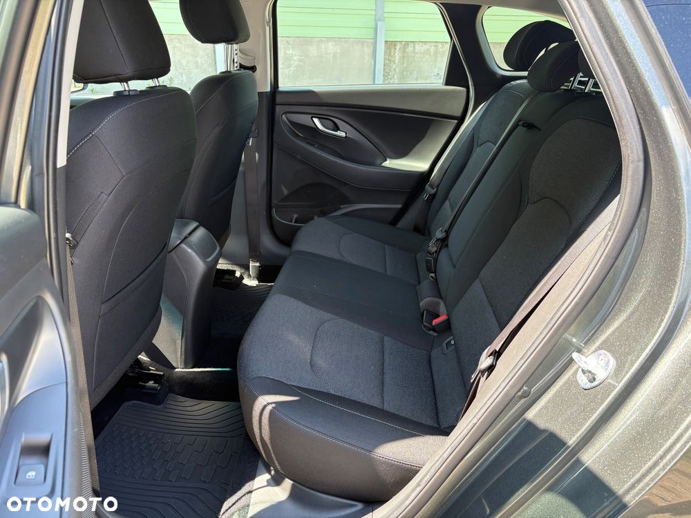 Hyundai i30 1.5 T-GDI 48V Smart DCT - 27