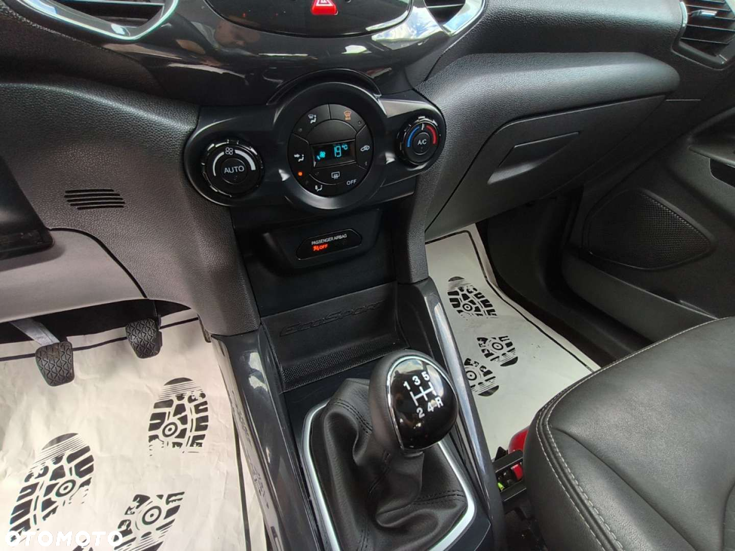 Ford EcoSport - 11