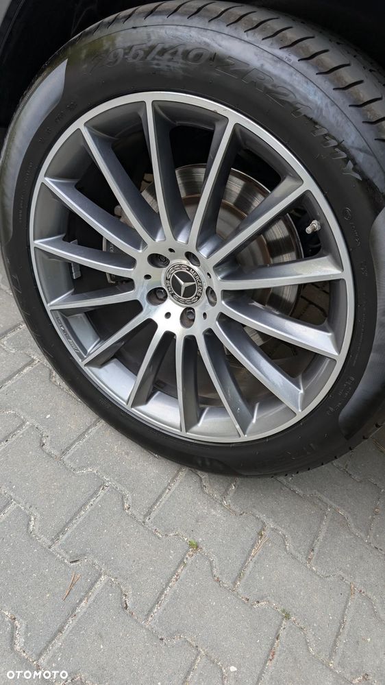 Mercedes-Benz GLS 500 4Matic 9G-TRONIC - 26