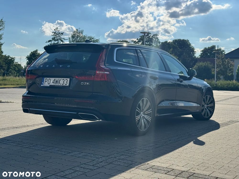 Volvo V60 D3 SCR AWD Inscription - 4