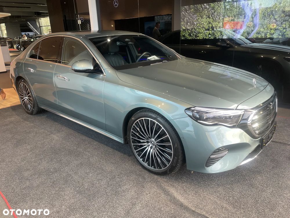 Mercedes-Benz Klasa E 220 d 9G-TRONIC - 14