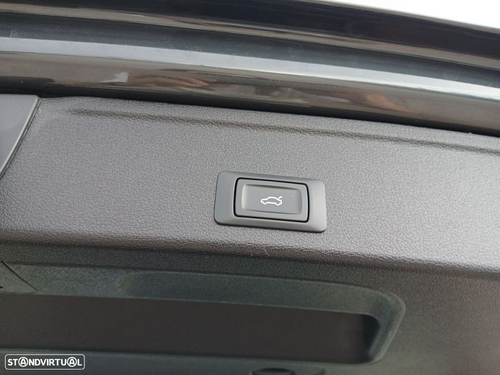 Audi A4 Avant 35 TDI S tronic - 12