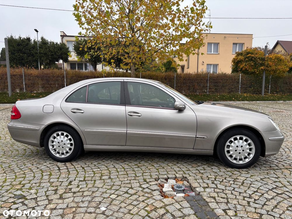 Mercedes-Benz Klasa E - 4