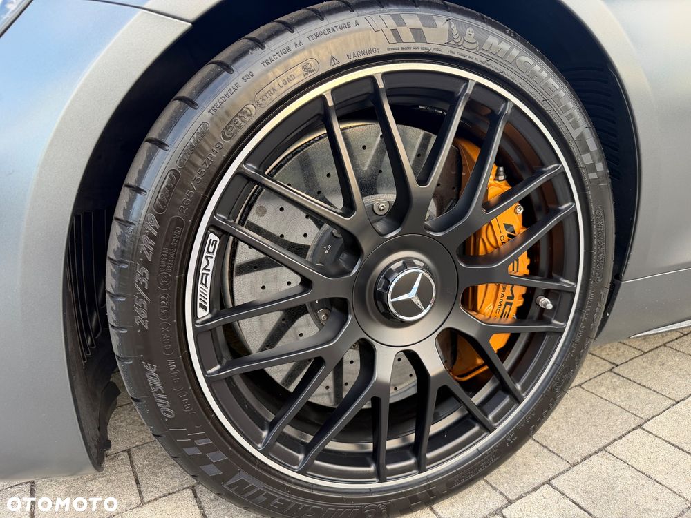 Mercedes-Benz AMG GT C - 15