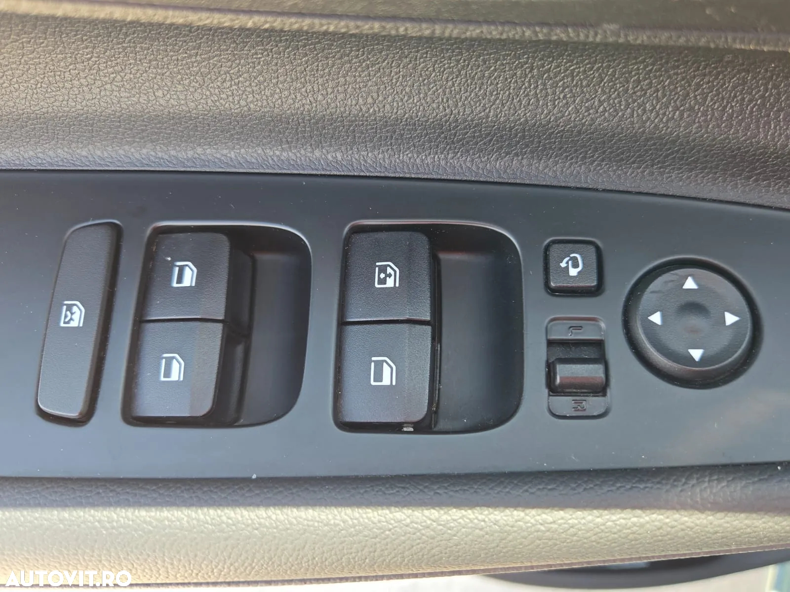 Hyundai i20 1.0 l T-GDi M-Hybrid 100CP 7DCT 5DR Led Line - 32