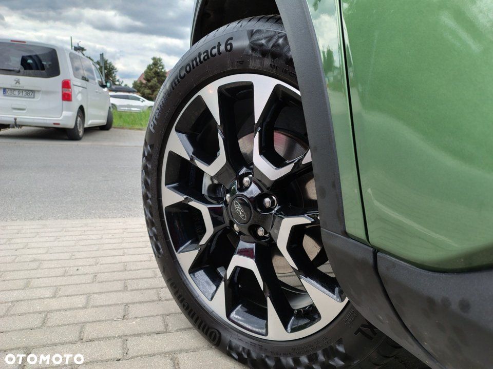 Ford Kuga - 27