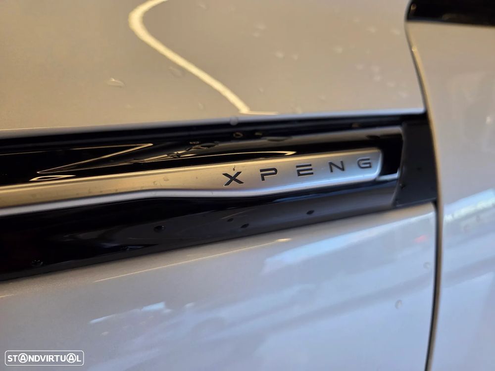 Xpeng G9 98 kWh AWD Performance + Pack Premium - 40