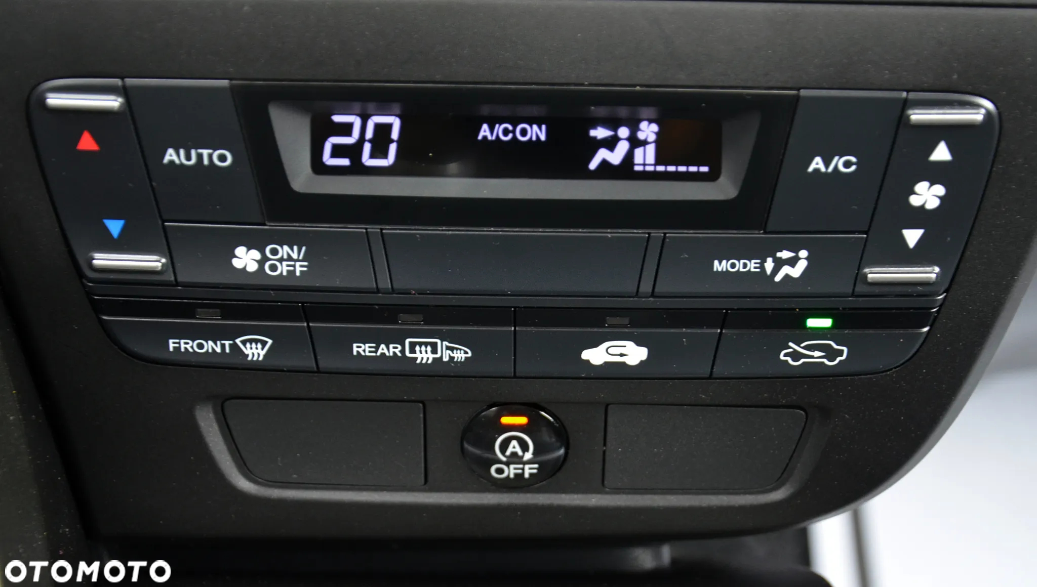 Honda Civic 1.4 i-VTEC Comfort - 21