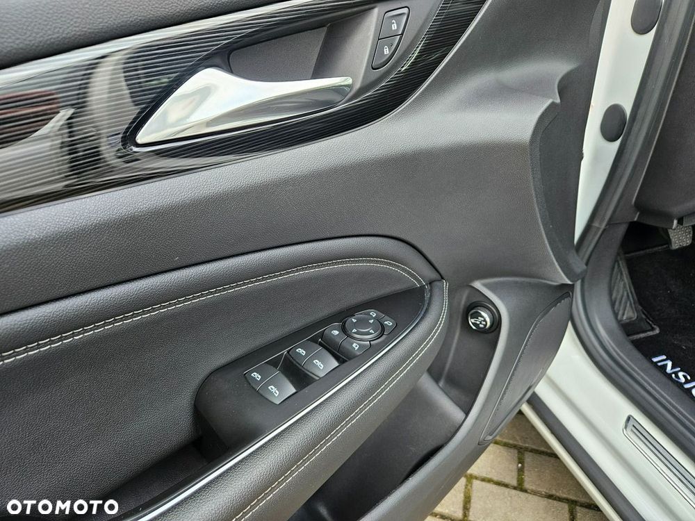 Opel Insignia 2.0 CDTI Innovation S&S - 24