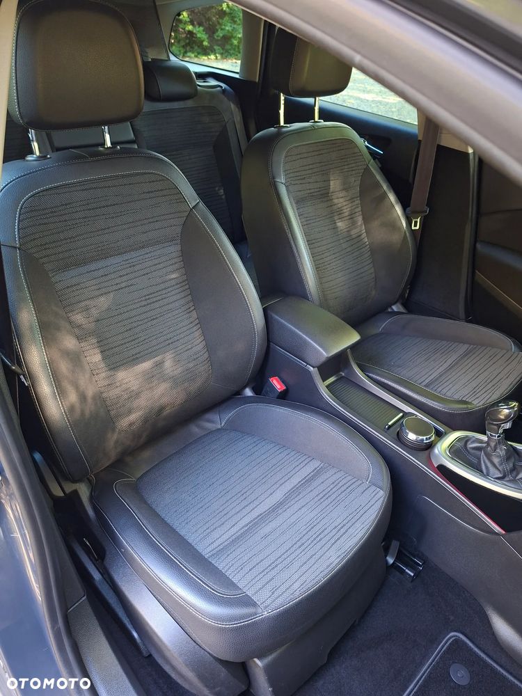 Opel Astra 1.4 T Cosmo - 25