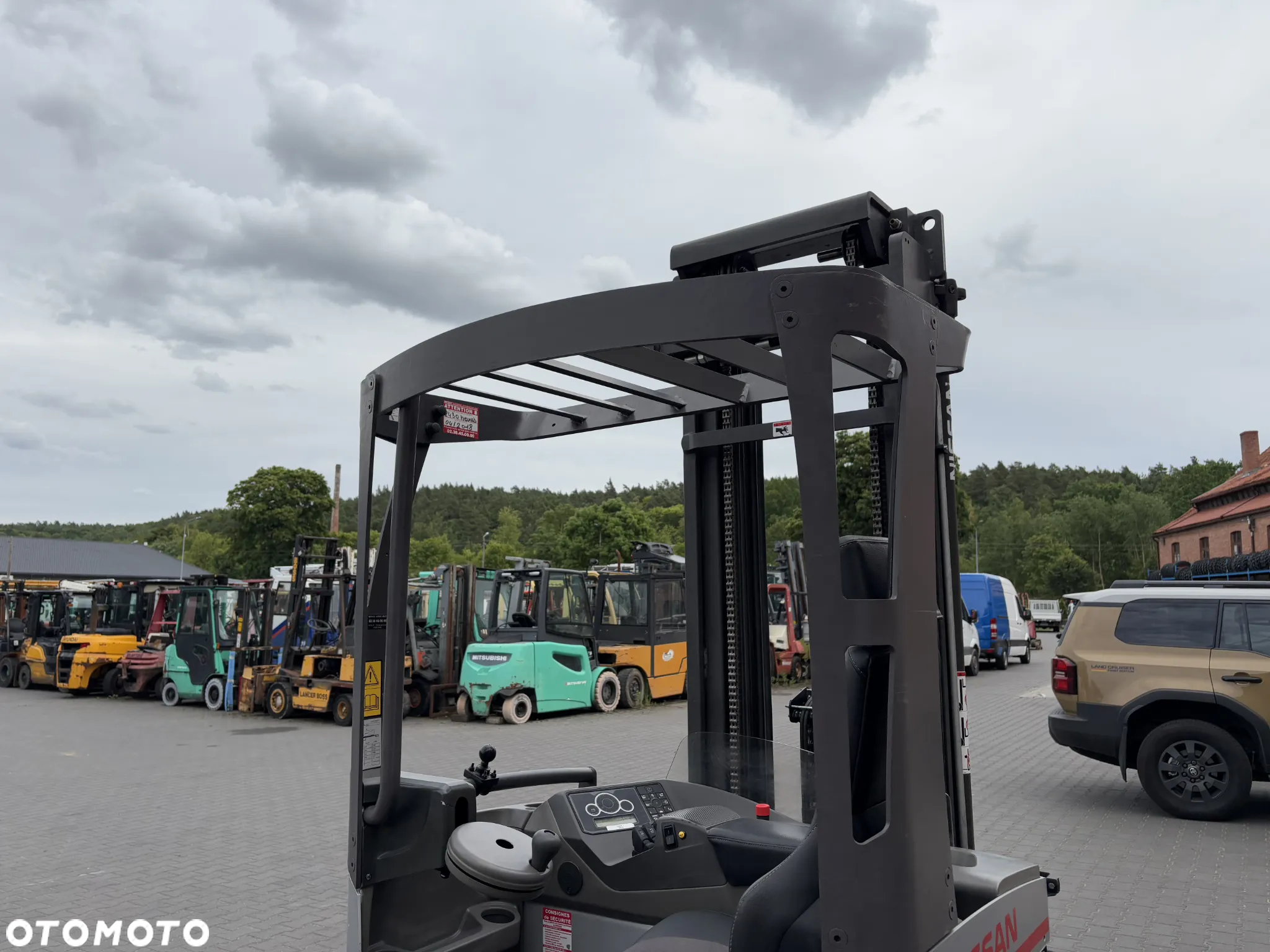 Nissan ULS120 - 15