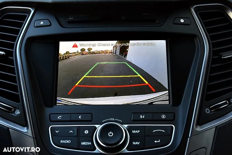 Hyundai Santa Fe 2.2 CRDi 4WD Automatik Style - 8