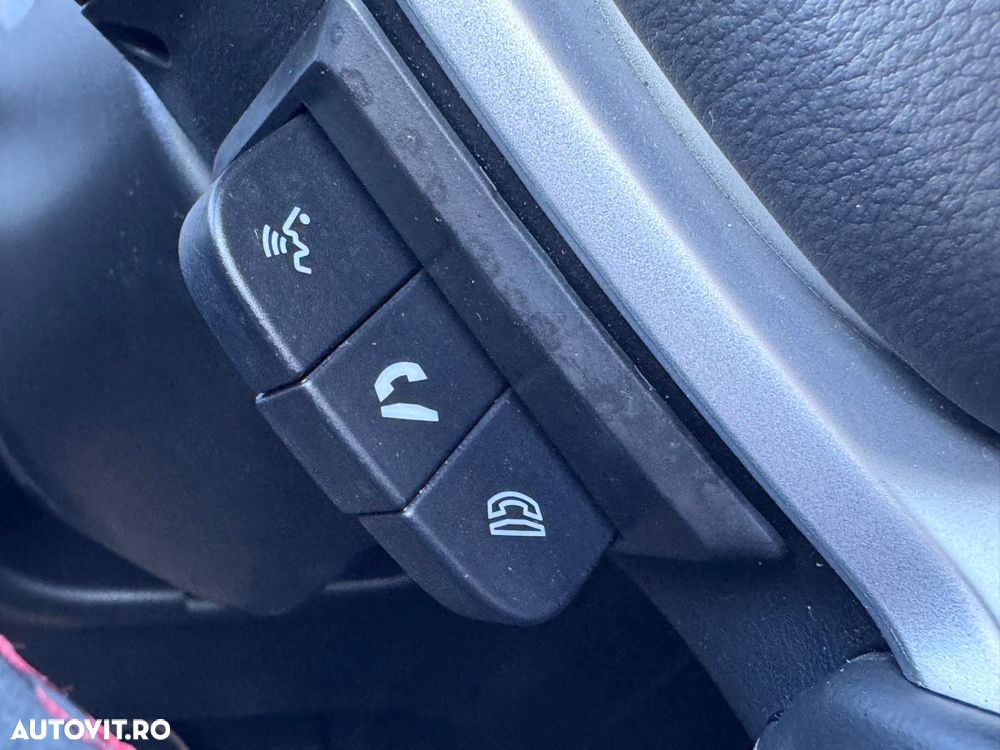 Suzuki S-Cross 1.5 AllGrip HEV Passion - 34