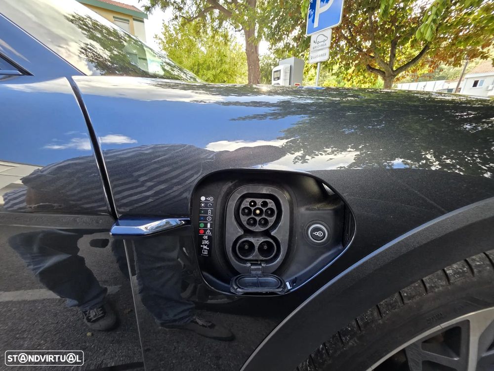 Porsche Taycan 4S Bateria Performance Plus - 17