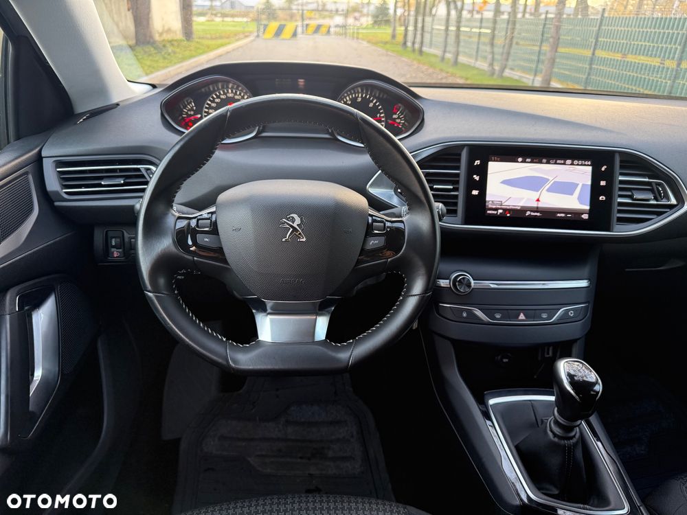 Peugeot 308 BlueHDi FAP 130 Stop & Start Style - 13