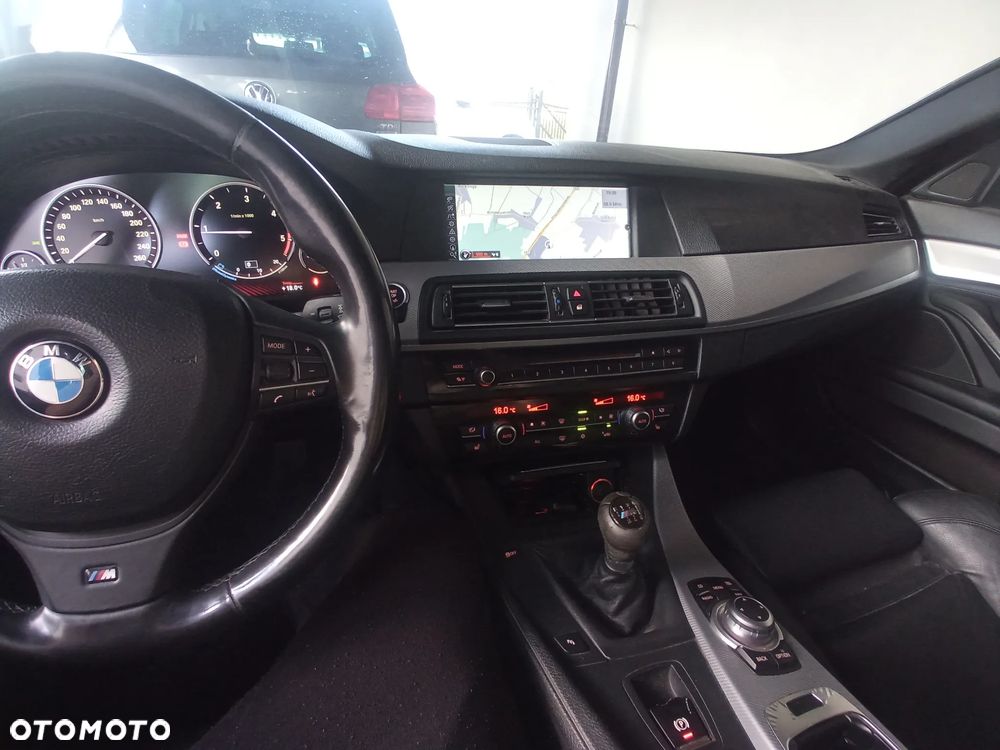 BMW Seria 5 - 29