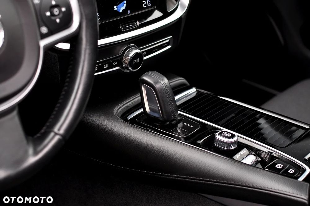Volvo V60 2021