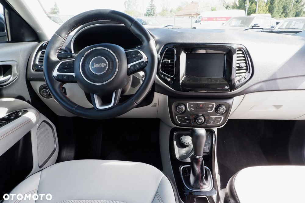 Jeep Compass 2.0 MultiJet Active Drive Automatik Limited - 15