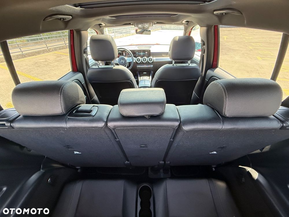 Mercedes-Benz GLB 200 AMG Line 7G-DCT - 10